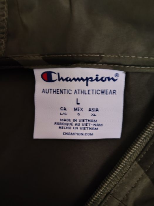 Продам анорак Champion  , розмір L , новий