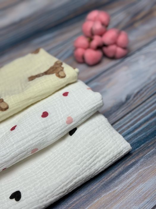 Невеликі двошарові непромокаючі пелюшки