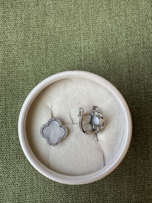 Серьги клевер Van Cleef конюшина