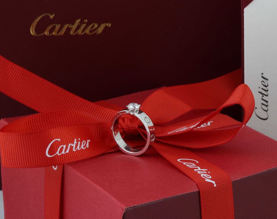 Золотое кольцо с бриллиантом- 0,51ct Cartier LOVE SOLITAIRE