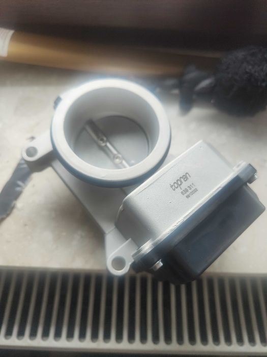 Przepustnica Dacia Renault. Torpan 639311