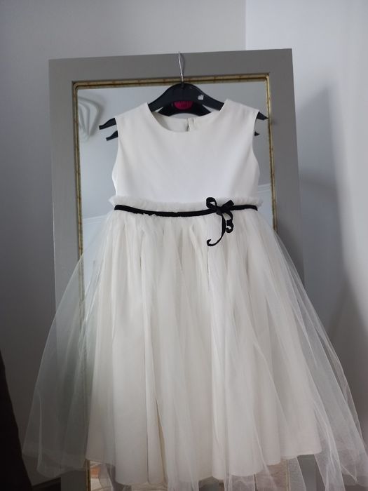 Нарядне плаття для дівчинки