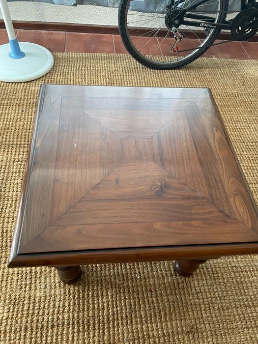 Vendo mesa de madeira