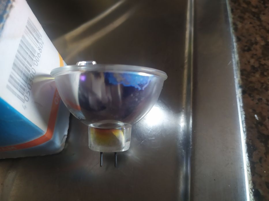 Lampada de halogenio,de 12v e 100w