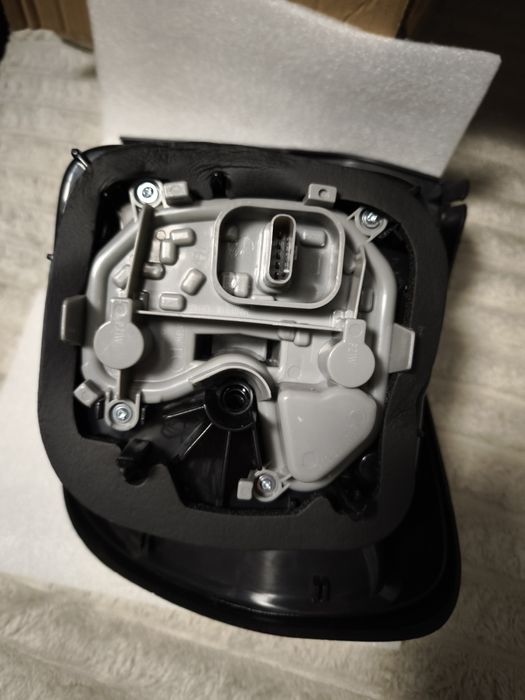 Farolim Jeep Renegade 2015€-2020$
Esquerdo Tyc Esquerdo/condutor Lado