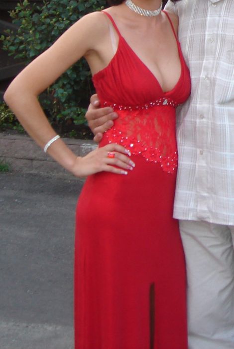 Вечірня     сукня