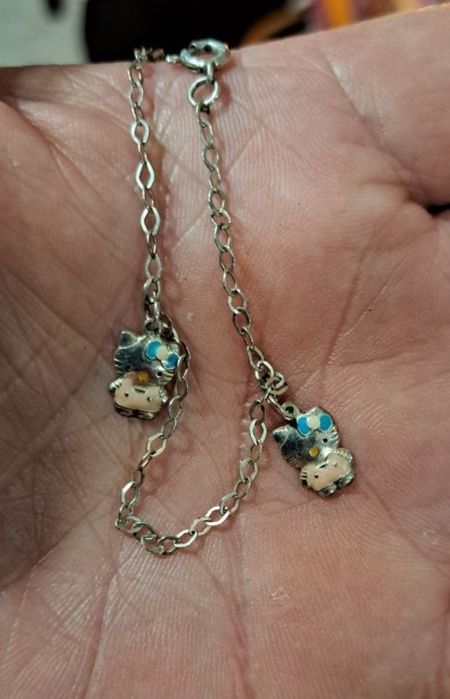 Pulseiras em prata  Hello Kitty..