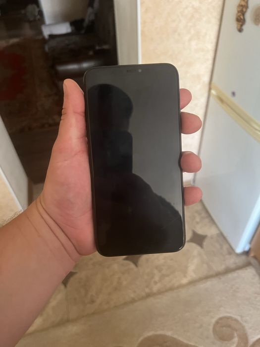 Продам Iphone 11pro max 64gb