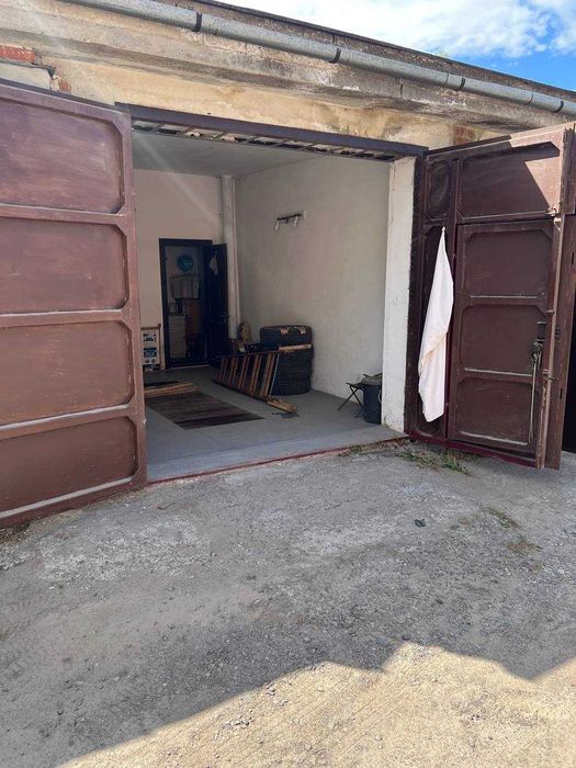 Продаж 2х гаражів вул. Максимовича 15 ГК