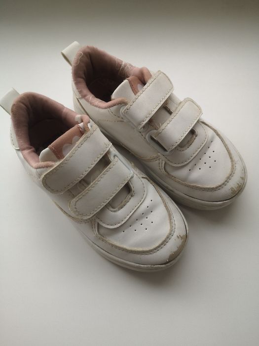 Кросівки для дівчинки