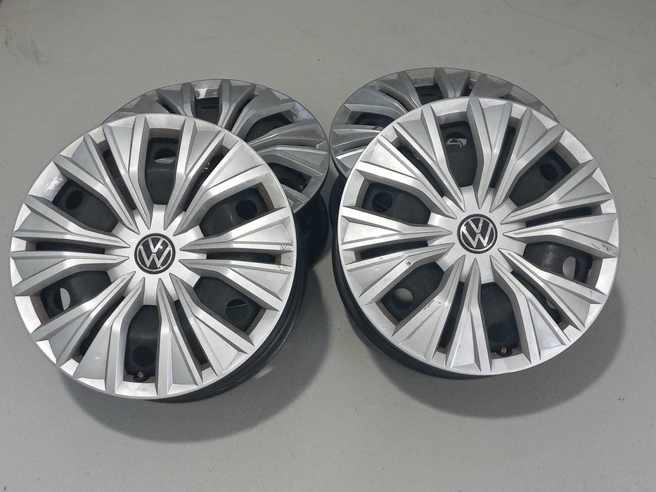 Jantes de ferro com tampões Volkswagen
