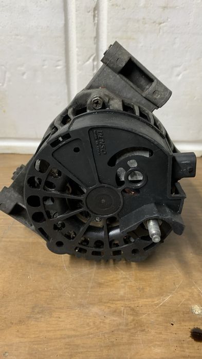 Генератор Denso 585