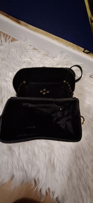 Torebka kuferek damski