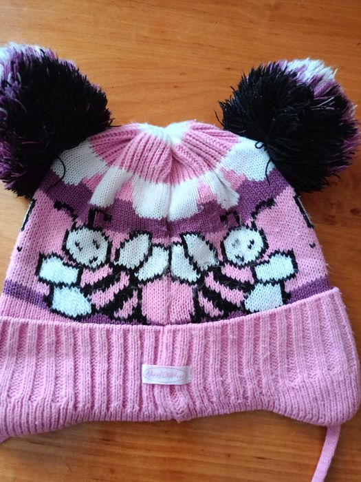 Дитяча рожева шапочка з бджілками для дівчинки, на зав"язках