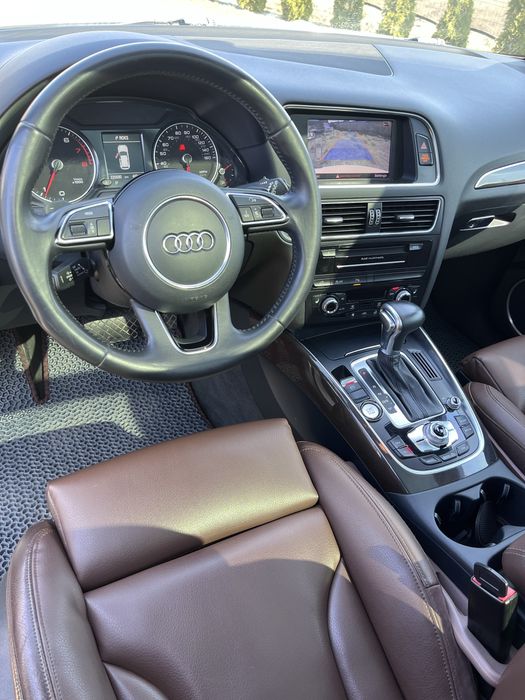 Audi Q5 2015 БЕЗ ДТП  Повністю обслужене та доглянуте авто.