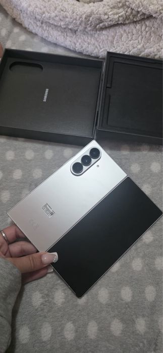 Samsung Galaxy Z fold 7 256gb