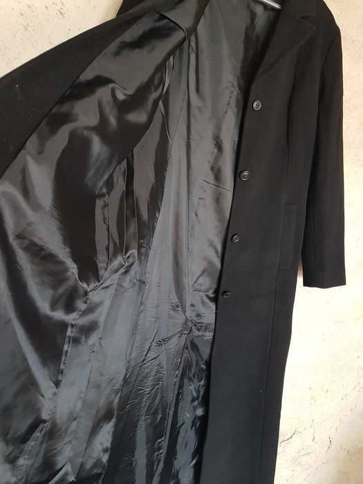 Damski czarny płaszcz "Fiabiani" wielkość 40