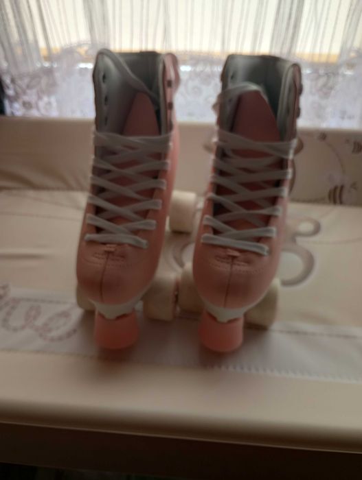 Sprzedam nowe rolki dla dziewczynki, rozmiar 36.