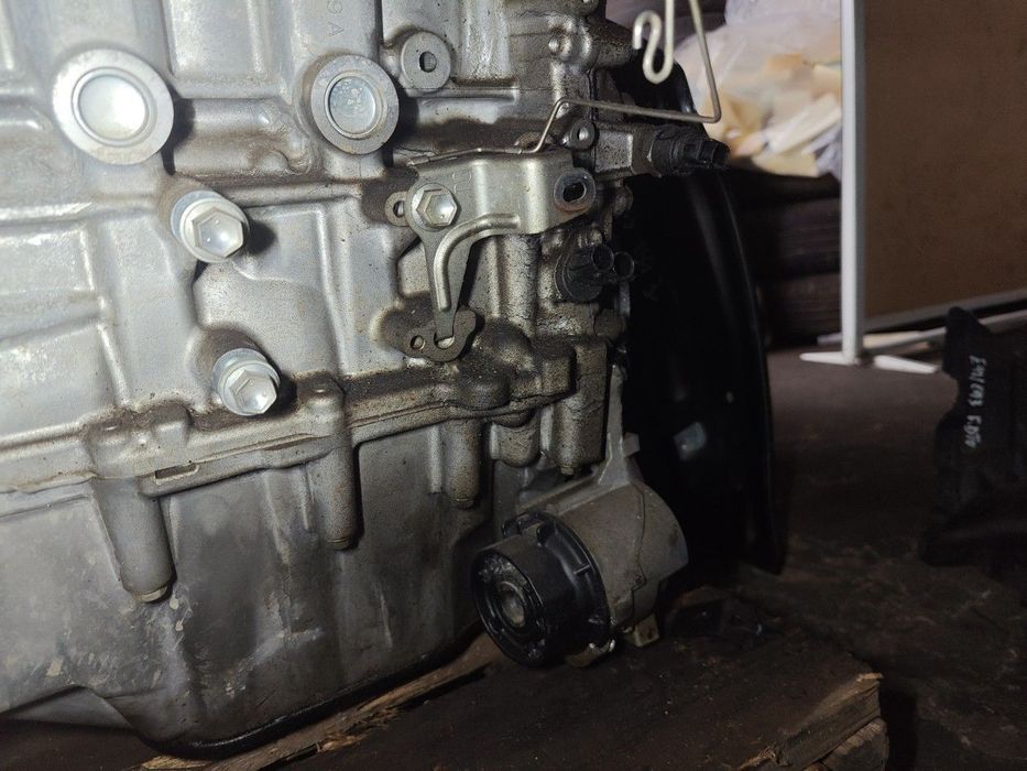 Motor Com Acessorios Toyota Auris (_E18_)