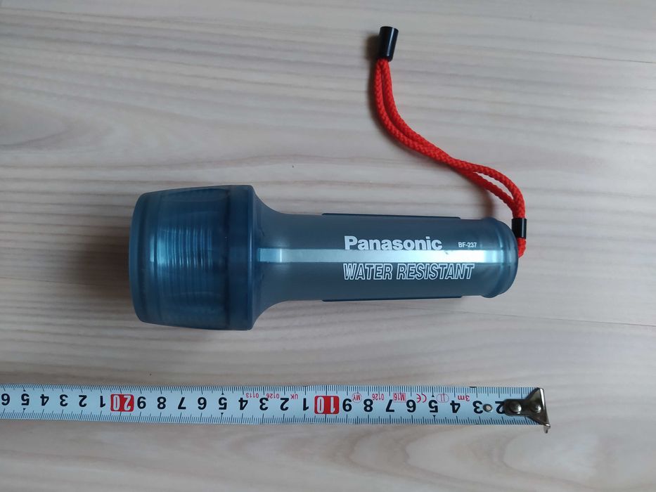 Побутовий ліхтарик Panasonic (водонепроникний)