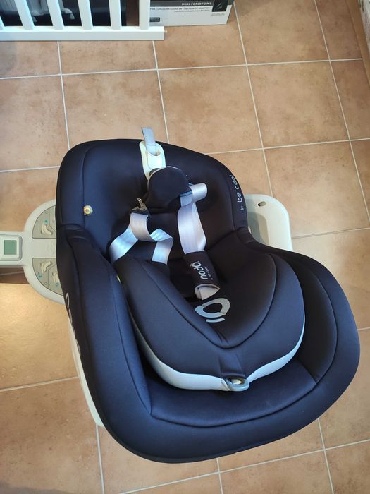 Cadeira Auto BEE-COOL  rotativa dos 40cm aos 105cm e peso «18,5kg