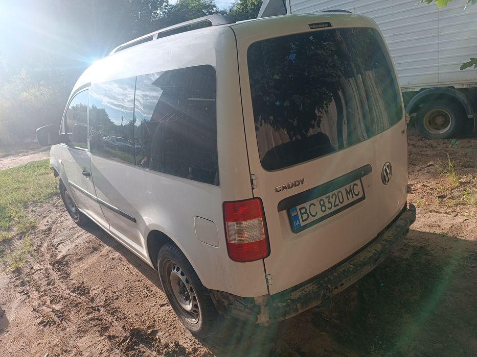 Volkswagen Caddy 1,9 АКПП 2008 року