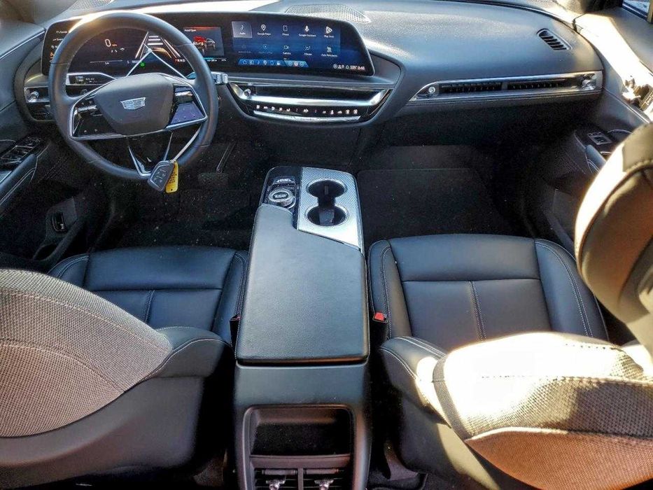 2023 Cadillac LYRIQ TECH з урахуванням нового мита