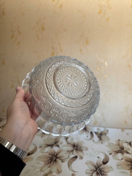 Миска, салатник.