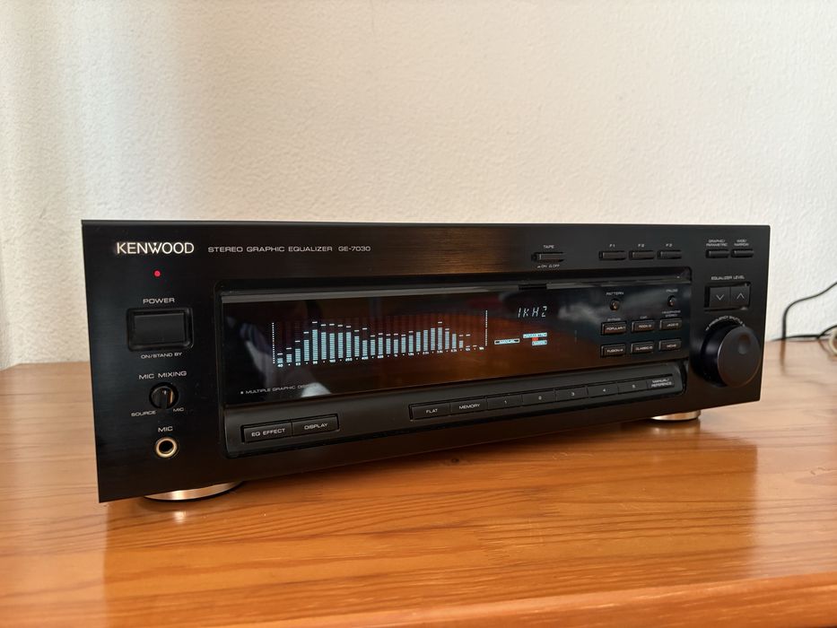 Equalizador Kenwood GE-7030