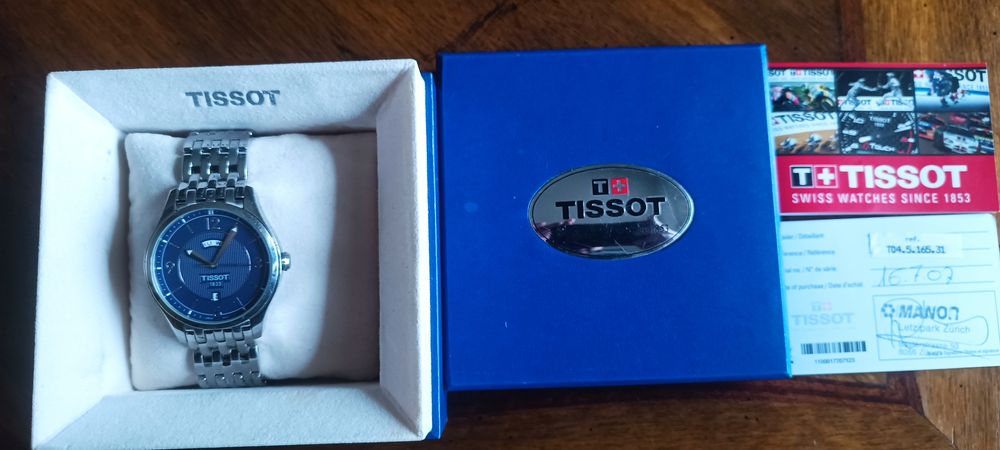 Годинник TISSOTгарному стані