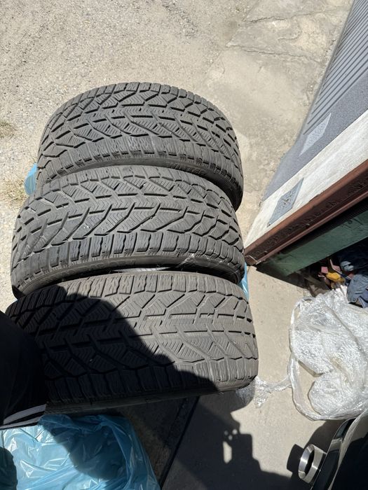 Opony zimowe trazano winter 235/40/r18 - 3 sztuki