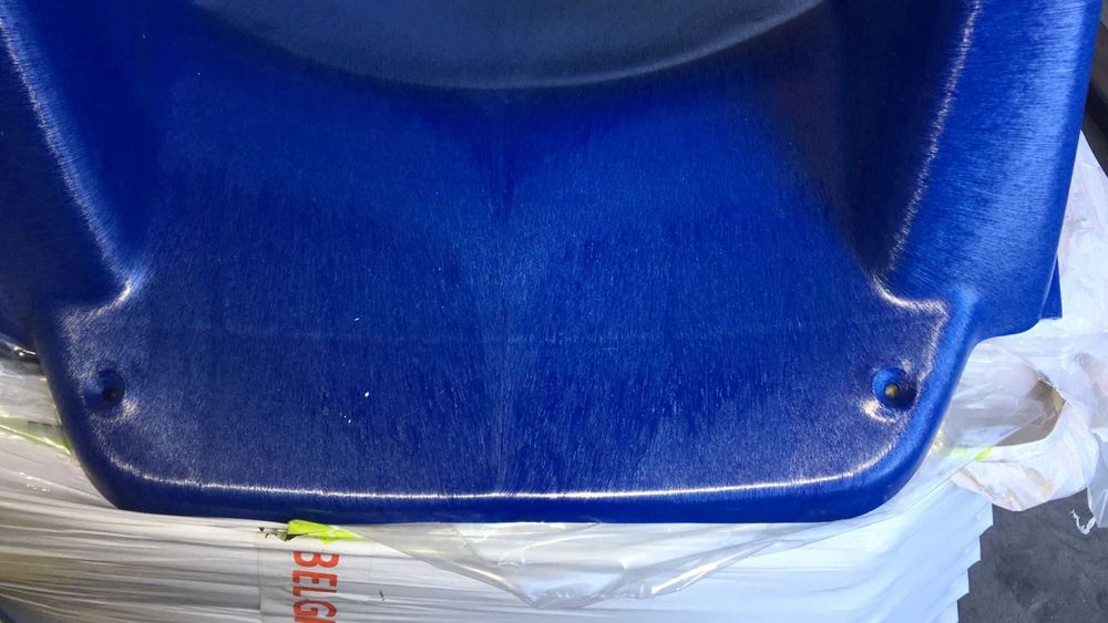 Escorrega de 3m e 2,2m. Preço sem transporte incluído.