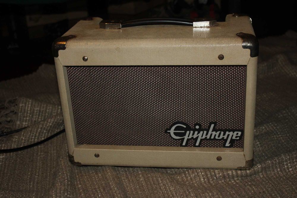 Epiphone Studio Acoustic 15C