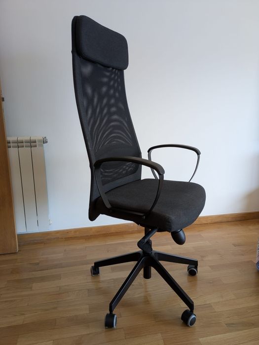 Cadeira giratória Markus