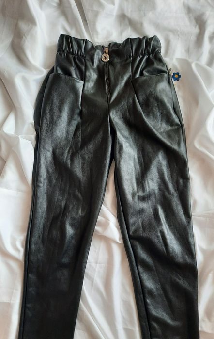 одяг на дівчинку