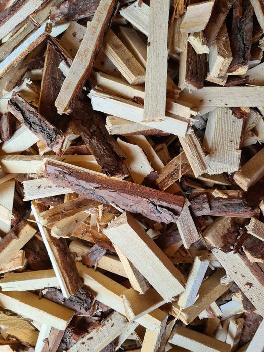 Drewno opałowo - rozpałkowe , brykiet