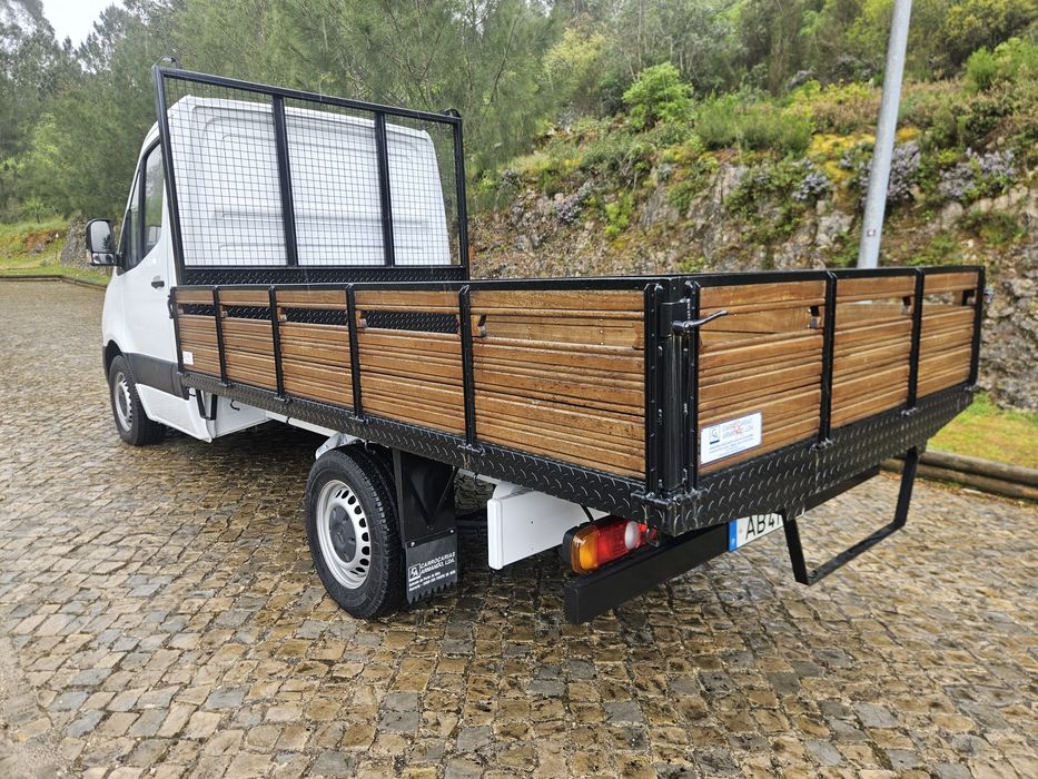 Mercedes sprinter 140 cv Com 105 mil km como nova acresce valor do iva