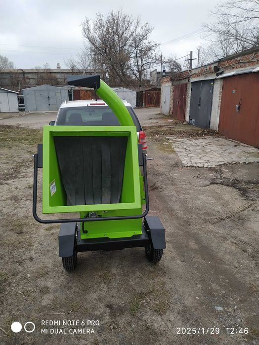 Измельчитель веток.Подрібнювач гілок. Щепорез.