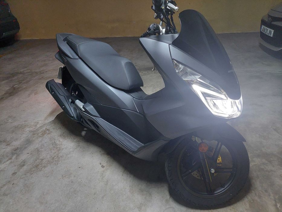 Honda PCX 125 Ano 2017 com 3603 KMs