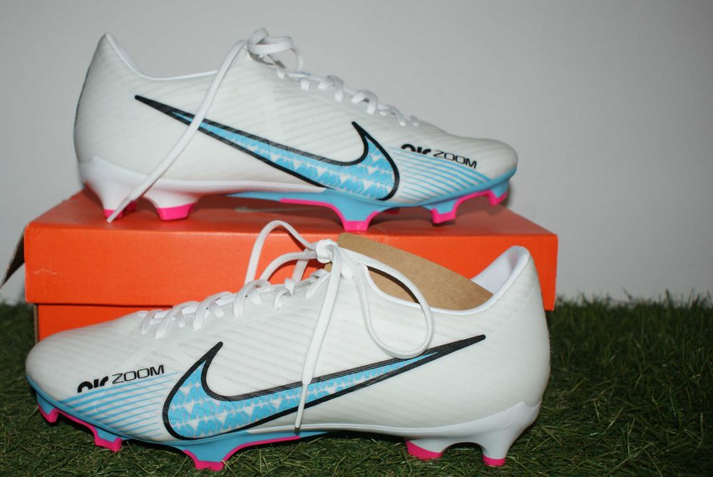obuwie piłkarskie korki lanki nike zoom vapor 15 academy fg/mg 42