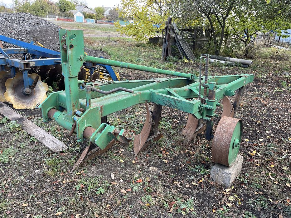 Продам Плуг бомет 4-30