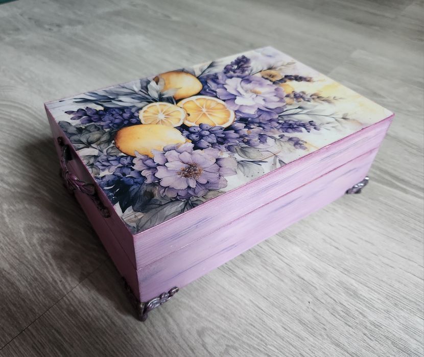 Шкатулка, короб ручної роботи