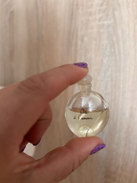 Miniaturka perfum Ode a l’amour