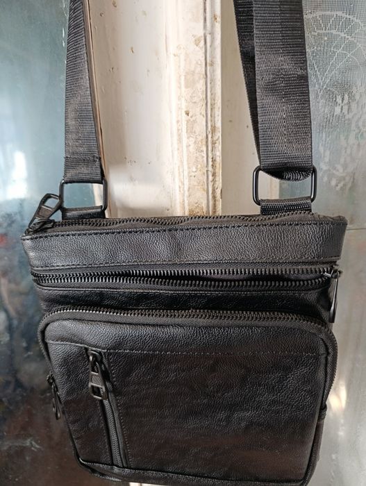 Продам мужскую барсетку