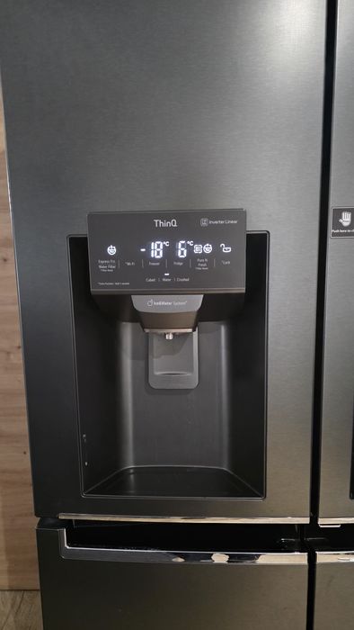LG Frigorífico americano KNOCK-KNOCK