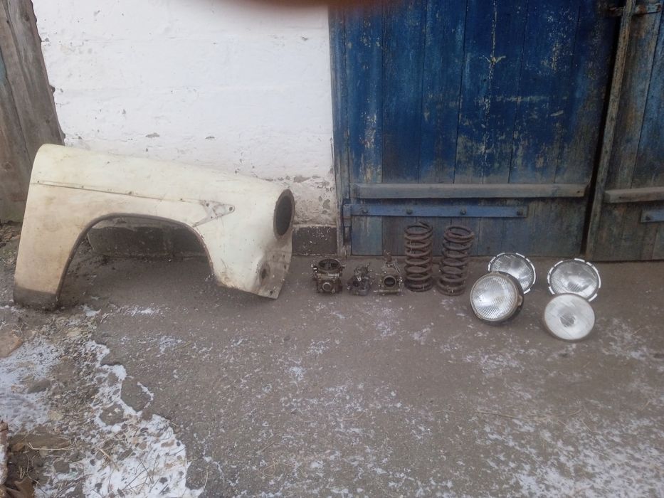 Продам запчасті на Москвич 403 ціни в описі