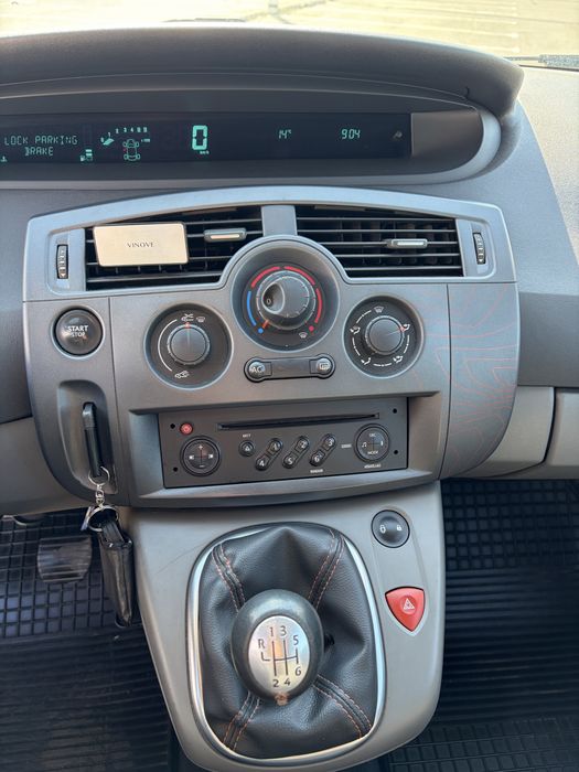 Продам Renault Scenic 1.5D 2008