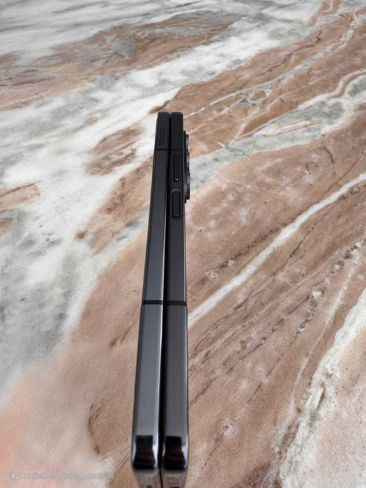 Samsung Galaxy Z Fold 5 (512 GB) + Galaxy Watch 6 Classic