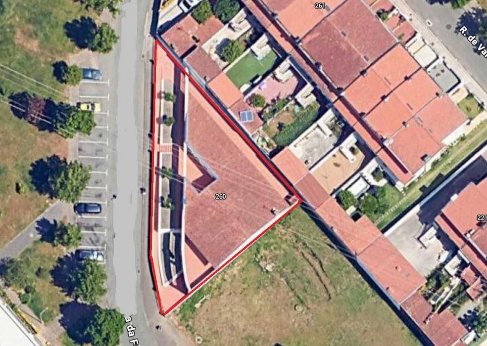Moradia V4 em São João da Madeira