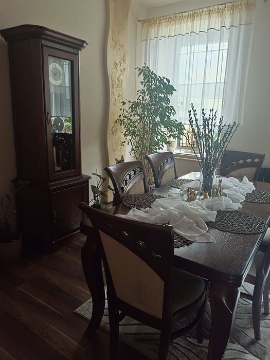 Zegar stojący do salonu